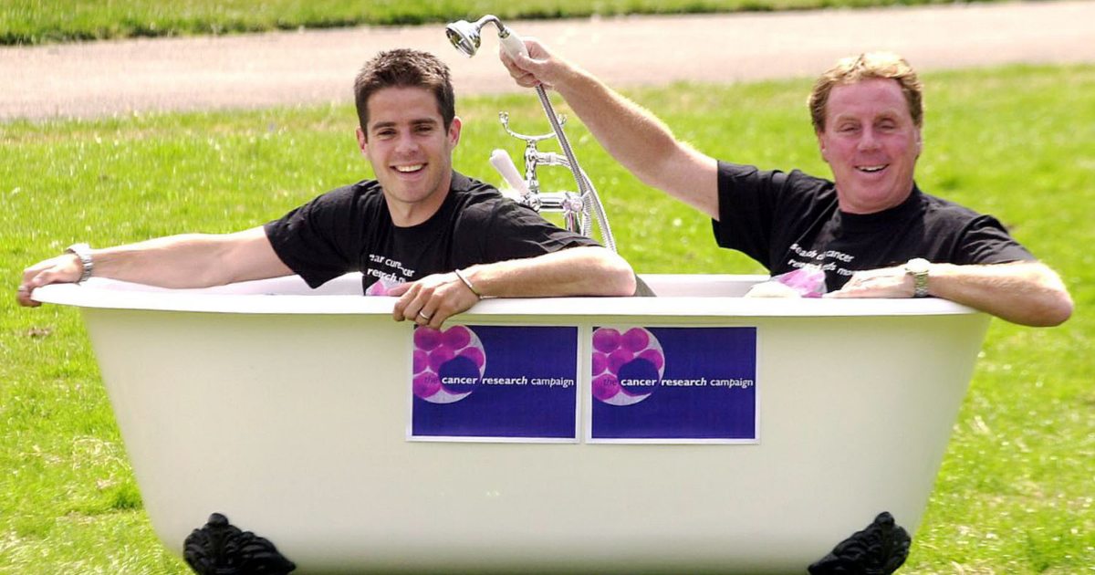Father and son Harry and Jamie Redknapp at a cancer awareness event in Hyde Park. London, June 2001.