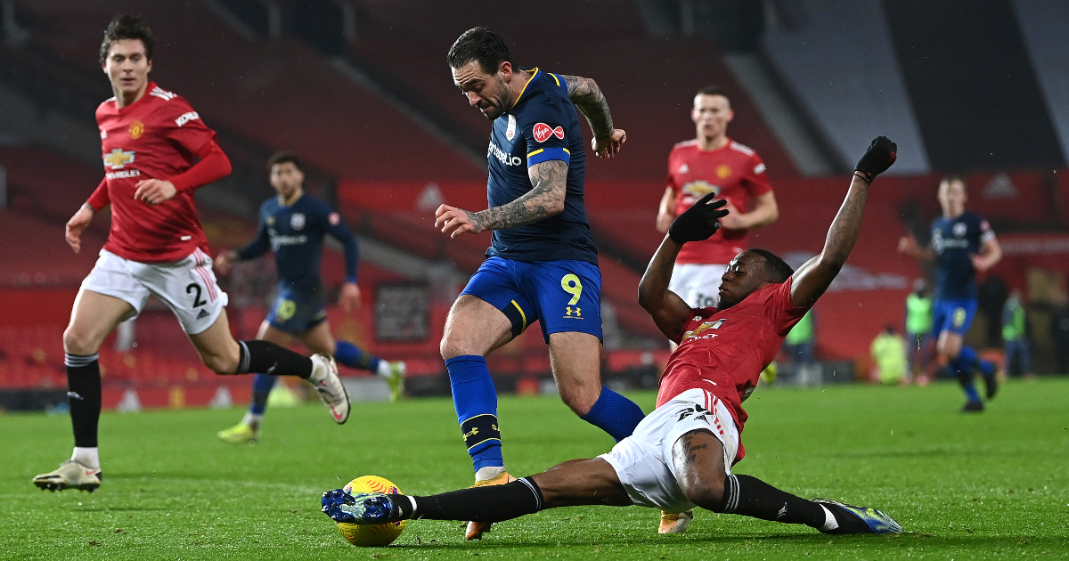Watch: Wan-Bissaka perfectly times last-ditch tackle to stop Danny Ings - Planet Football