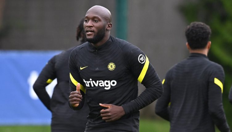 Romelu Lukaku in Chelsea training