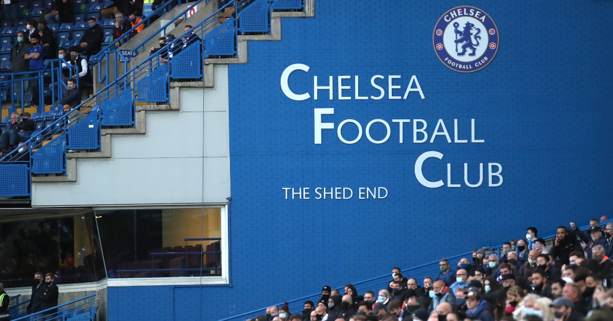Watch: Chelsea U23s' Brooking sent off for brutal tackle on Man Utd youngster - Planet Football