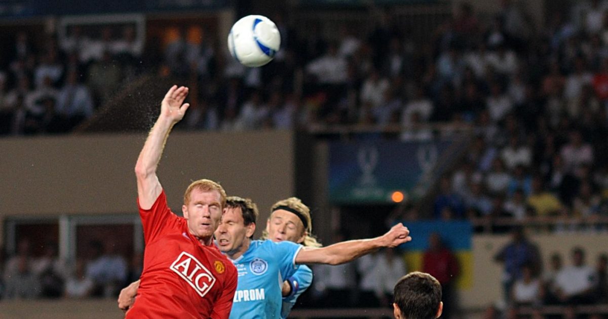 Paul Scholes handles the ball during the UEFA Super Cup match between Manchester United and Zenit St Petersburg at Stade Louis II, Monaco, France, August 2008.