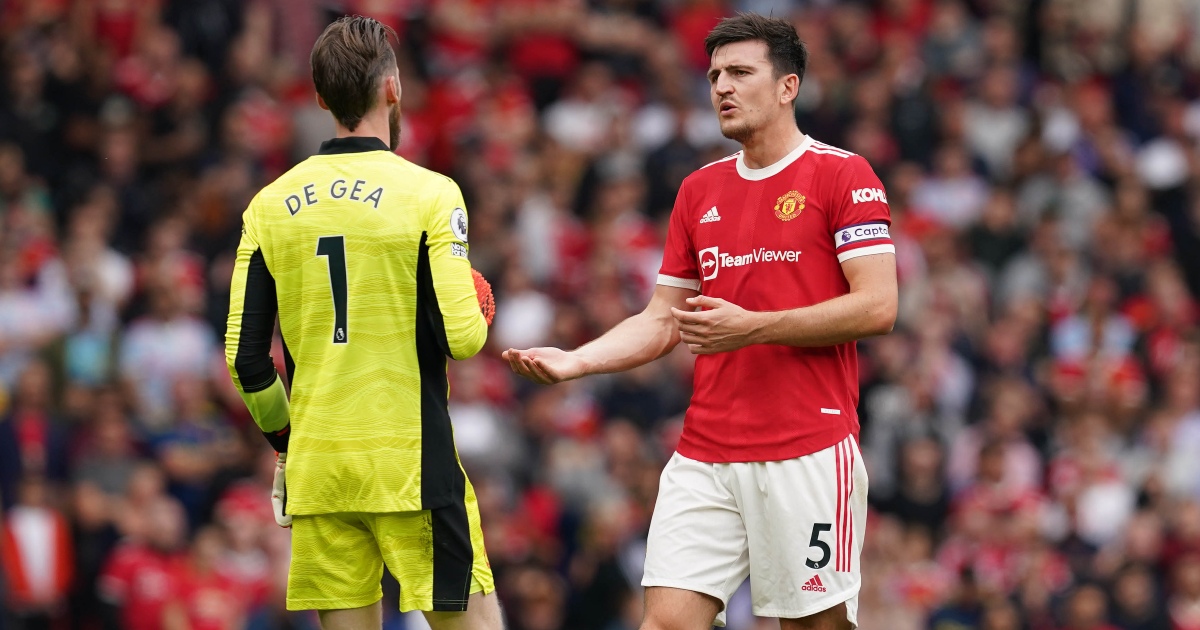 Watch: De Gea has angry words at Harry Maguire after defensive mix-up - Planet Football