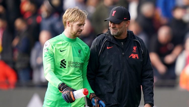 Caoimhin Kelleher talks with Jurgen Klopp after Liverpool win.
