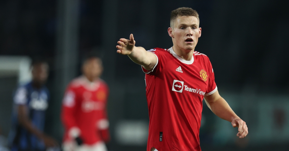Watch: McTominay sees 25-yard screamer denied by fingertip save