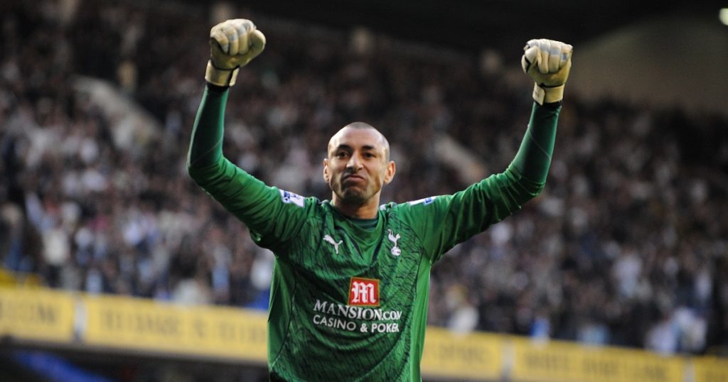 Heurelho Gomes celebrates after Tottenham beat Chelsea at White Hart