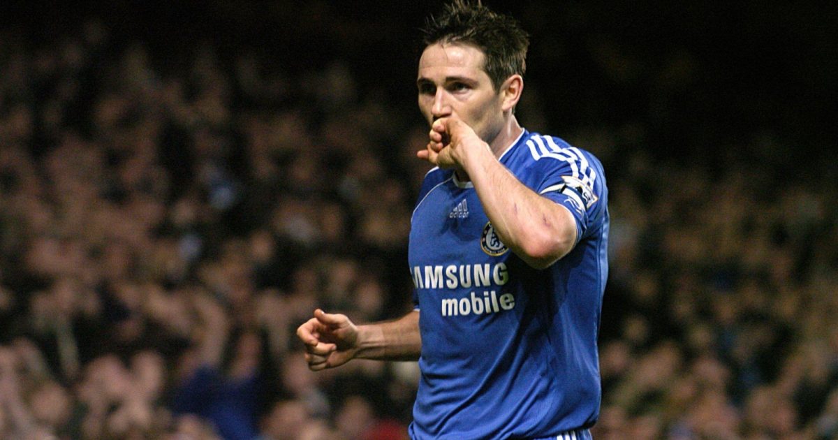Chelsea midfielder Frank Lampard celebrates scoring in their Premier League match against Blackburn Rovers at Stamford Bridge, London, January 2007.