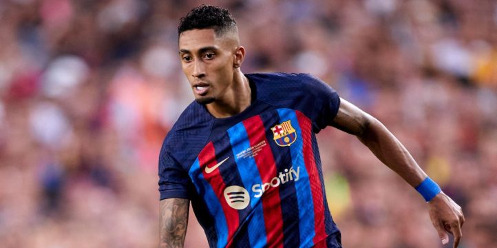 Barcelona's Raphinha dribbles with the ball during their victory over Pumas UNAM at Camp Nou, Barcelona, August 2022.