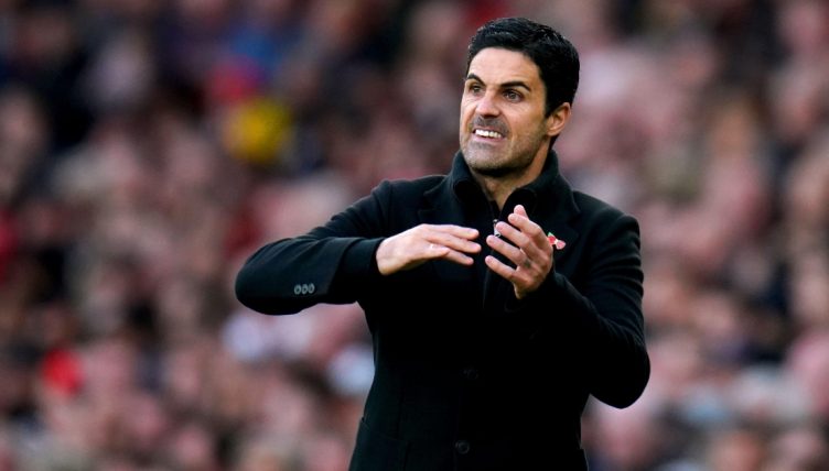 Mikel Arteta bellows instructions during the Premier League match between Arsenal and Watford at Emirates Stadium, London, November 2021.