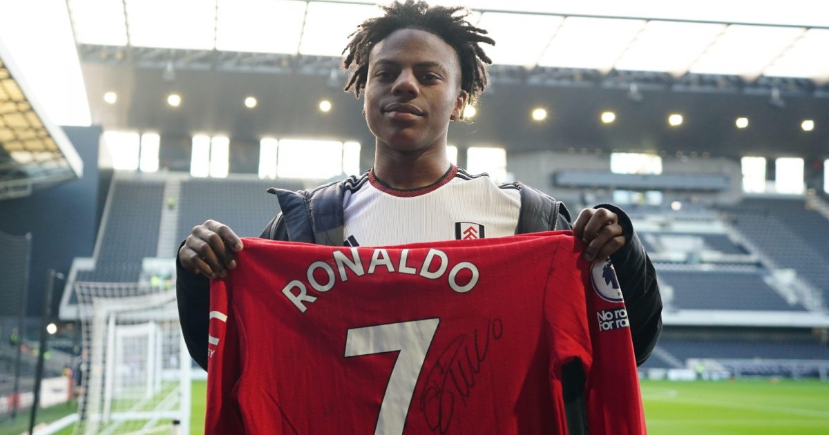 IShowSpeed pitchside before the Premier League match between Fulham and Manchester United at Craven Cottage, London, November 2022.