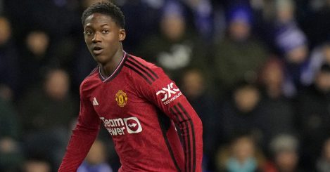 Kobbie Mainoo’s latest midfield masterclass felt like a throwback to Fergie’s Man Utd