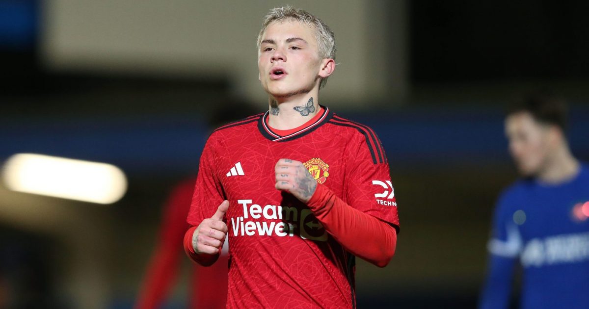 Isak Hansen-Aaroen at Manchester United.