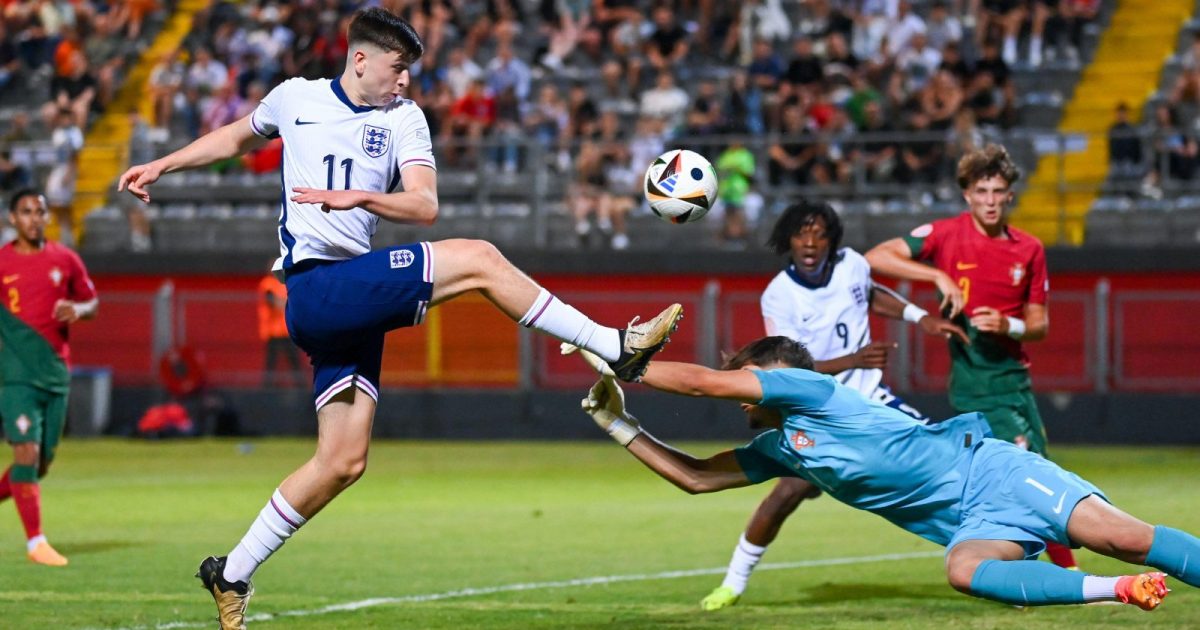 Mikey Moore for England U17.