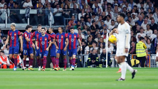 Madrid, Spain. Credit: D. 21st Apr, 2024. Barcelona team group (Barcelona) Football/Soccer : Spanish "La Liga EA Sports" match between Real Madrid 3-2 FC Barcelona at Estadio Santiago Bernabeu in Madrid, Spain.