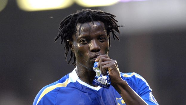 Soccer - Barclays Premier League - Fulham v Portsmouth - Craven Cottage. Benjani Mwaruwari, Portsmouth