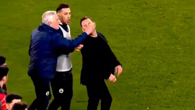 7 of Jose Mourinho’s craziest moments in Turkey so far: Nose grabs, knee slides…