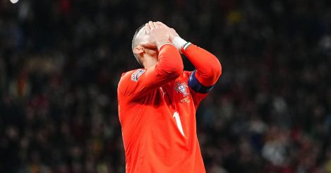 We can’t stop laughing at Bruno Fernandes’ reaction to Ronaldo’s missed pen