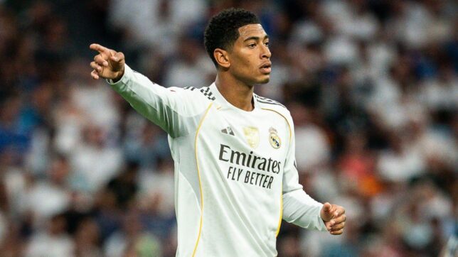 Can you name the 30 highest-rated midfielders on EA FC 26?