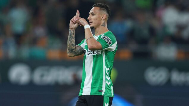 Antony scored another screamer in Betis' match with Real Mallorca.