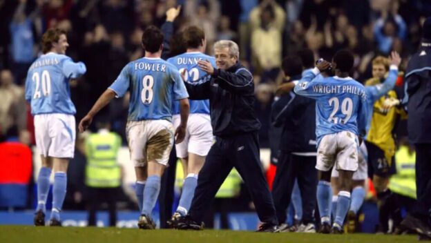 Kevin Keegan celebrates with his City players.