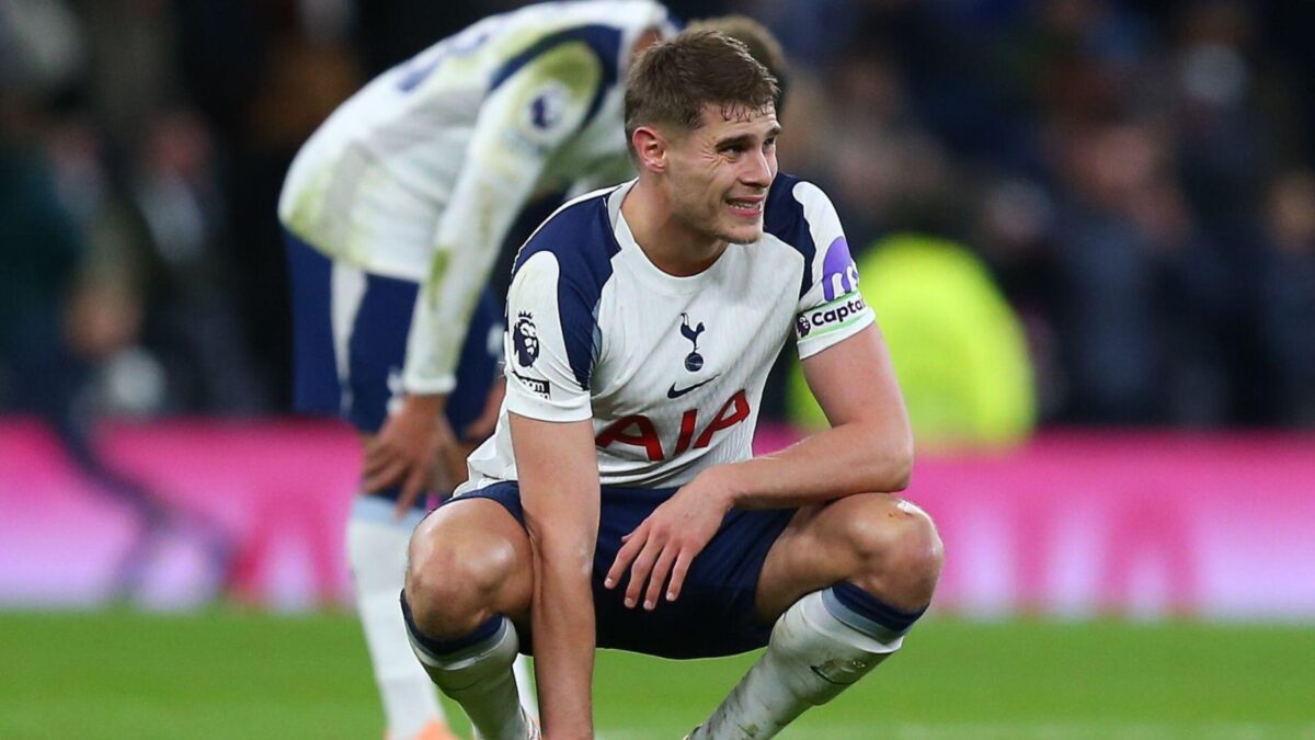 London, UK. 29th Nov, 2025. London, England, November 29 2025: Micky van de Ven (37 Tottenham Hotspur) dejected at full time in the Premier League game between Tottenham Hotspur and Fulham at Tottenham Hotspur Stadium in London, England.