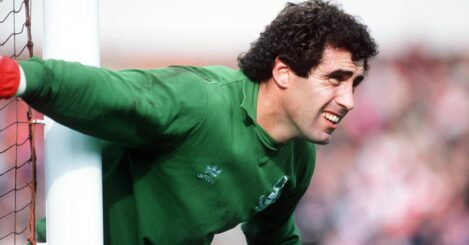 Can you name the top 30 appearance-makers in English league football history?