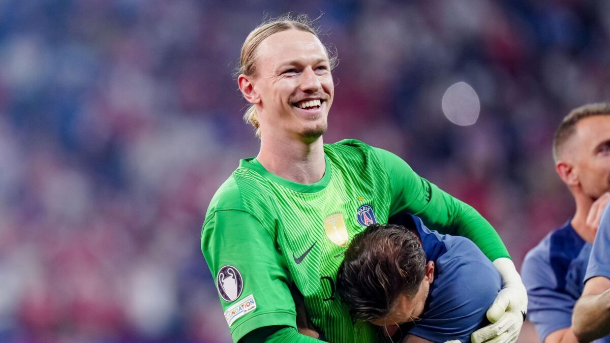 PSG's winning goalkeeper celebrates after the 2026 final.