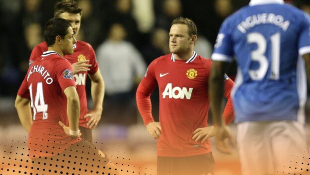 Wayne Rooney and the Man Utd squad against Wigan