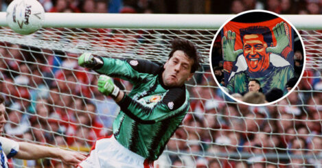 Remembering the Man Utd keeper who refused to come off and almost lost his leg