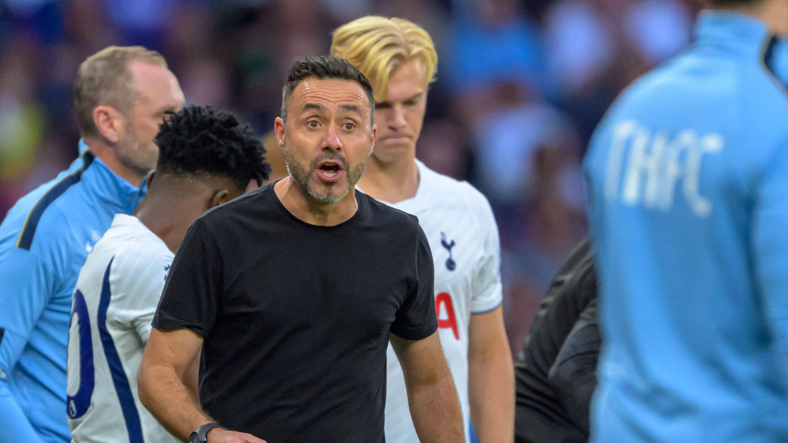 London, UK. 12th Sep, 2026. LONDON, ENGLAND SEPTEMBER 12 - Head Coach of Tottenham Hotspur Roberto De Zerbi during the Premier League game between Tottenham Hotspur and Everton at Tottenham Hotspur Stadium on September 12, 2026 in London, England.