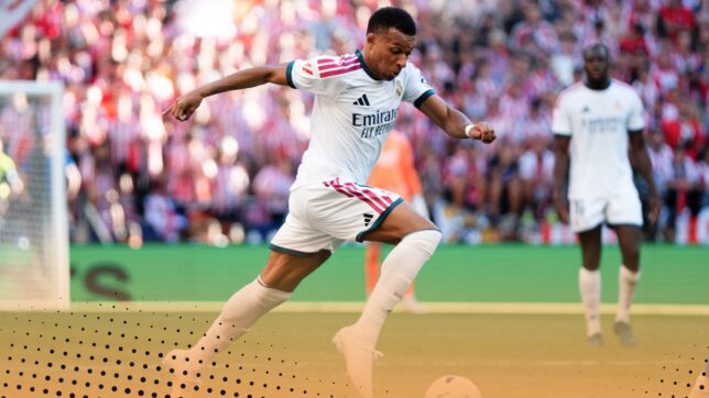 Is Kylian Mbappe the fastest player in the world according to EA FC 27?